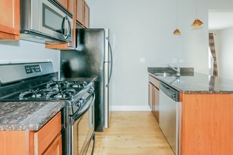 3810 N Marshfield Ave, Unit 1 in Chicago, IL - Building Photo - Building Photo