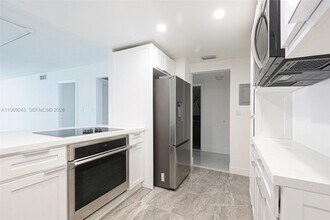 6801 Indian Creek Dr in Miami Beach, FL - Foto de edificio - Building Photo