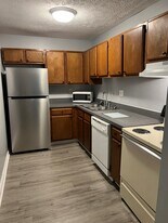 Woodgate Apartments in Louisville, KY - Building Photo