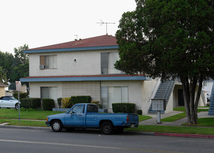 Flower Apartments in Garden Grove, CA - Building Photo - Building Photo