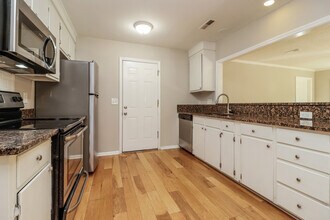 102 Birchwood Dr in Summerville, SC - Building Photo - Building Photo