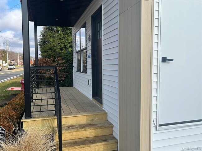 266 Orange Turnpike in Sloatsburg, NY - Building Photo - Building Photo