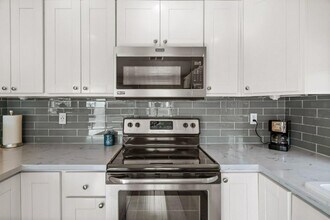 2938 Renee Ct in West Sacramento, CA - Foto de edificio - Building Photo