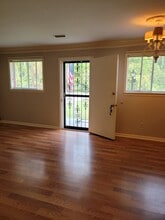 214 Moncrief St, Unit COZY in Prattville, AL - Foto de edificio - Building Photo