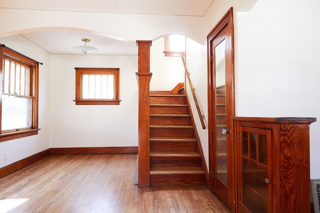 property at 282 15th St NW