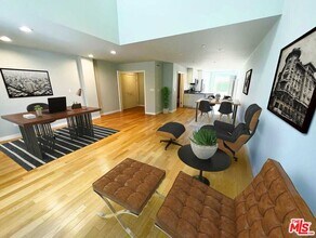 2640 Lincoln Blvd in Santa Monica, CA - Building Photo - Building Photo