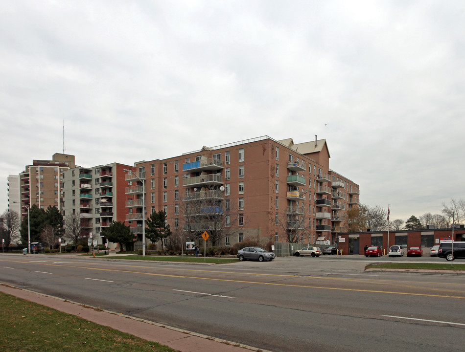 Project MARC in Toronto, ON - Building Photo