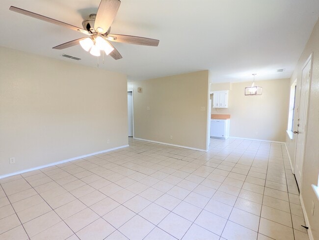 131 Las Palmas St, Unit #2 in San Benito, TX - Building Photo - Building Photo