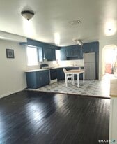 30 Hawkins St in Derby, CT - Building Photo