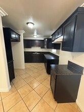 204 W 78th St in Los Angeles, CA - Foto de edificio - Building Photo