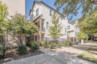 1127 Lavender Rdg in Dallas, TX - Building Photo - Building Photo