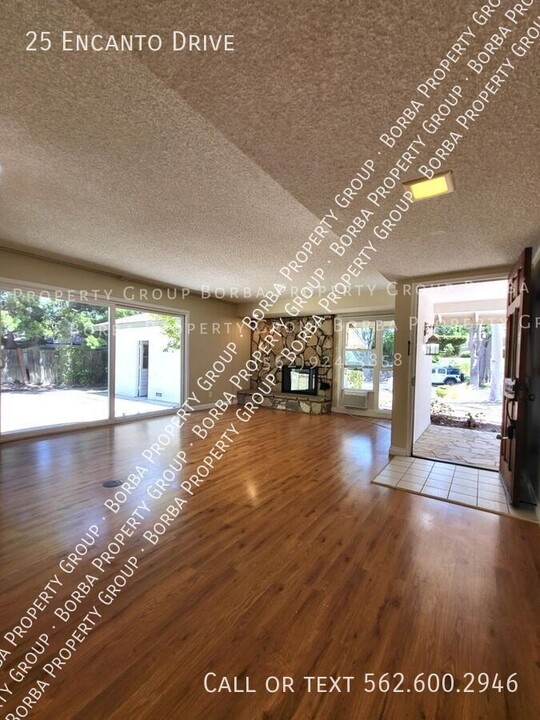 25 Encanto Dr in Rolling Hills Estates, CA - Building Photo