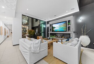 838 California Ave in Los Angeles, CA - Building Photo - Building Photo