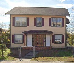 632 Rigsby Ave in San Antonio, TX - Building Photo