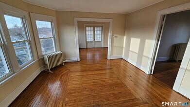 15 Bragaw St in New London, CT - Building Photo - Building Photo