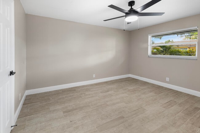 4397 Purdy Ln in West Palm Beach, FL - Building Photo - Building Photo
