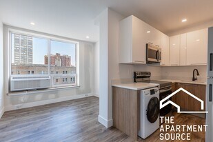 941 W Carmen Ave, Unit 103 in Chicago, IL - Building Photo