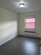6150 219th St in Queens, NY - Building Photo - Building Photo