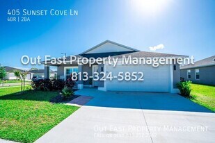 405 Sunset Cv Ln in Ruskin, FL - Building Photo