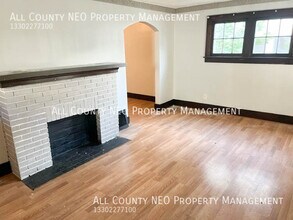 873 Fried St in Akron, OH - Building Photo - Building Photo