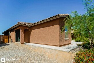 8568 W Osprey Ln in Tucson, AZ - Building Photo - Building Photo