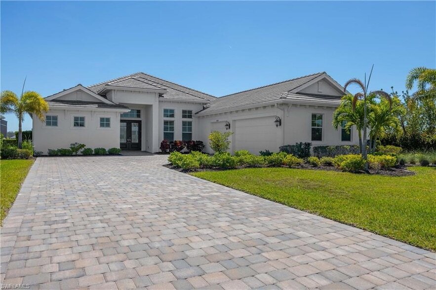 18789 WildBlue Blvd in Ft. Myers, FL - Building Photo