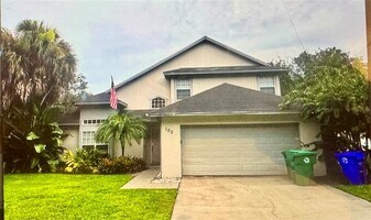 102 W Frederick Ave in Lake Mary, FL - Building Photo