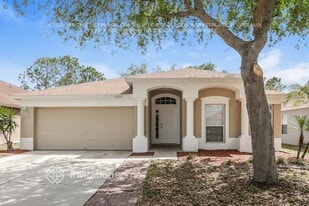 10616 Egret Haven Ln in Riverview, FL - Building Photo
