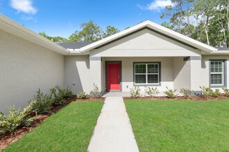 51 Woodside Dr in Palm Coast, FL - Building Photo - Building Photo