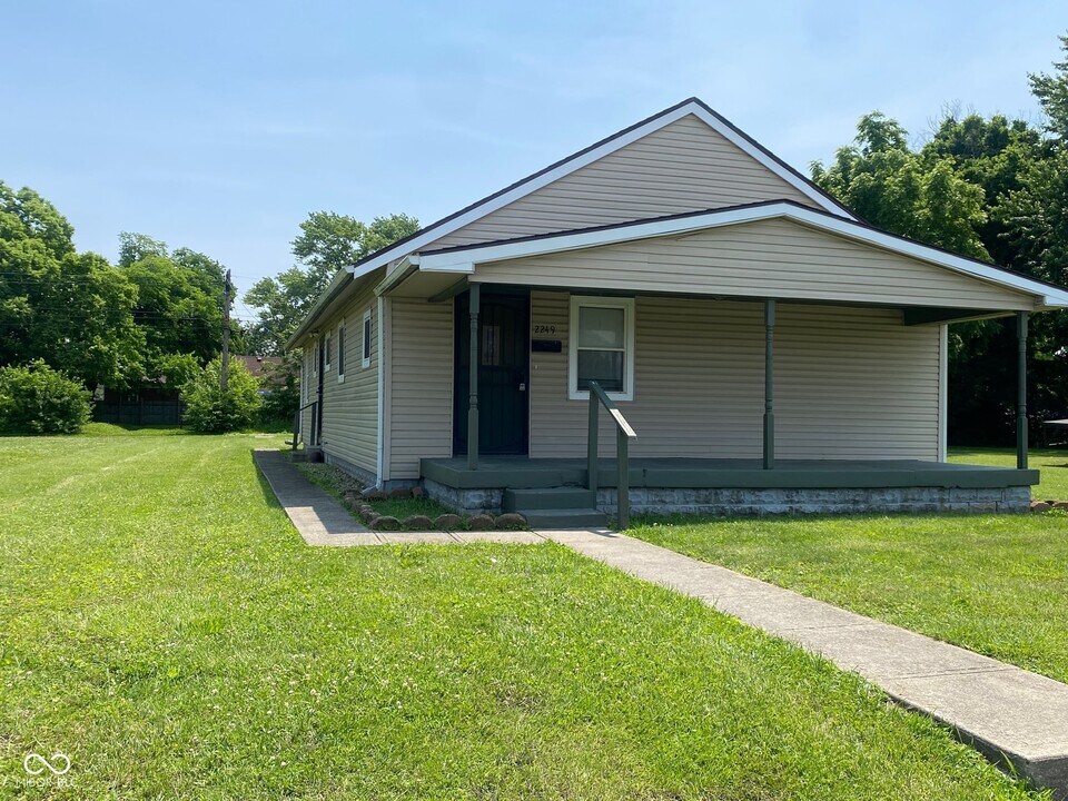 2249 Yandes St in Indianapolis, IN - Building Photo