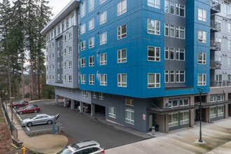SKY Apartments in Sammamish, WA - Building Photo - Building Photo