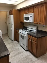 10241 Prince Pl, Unit T3 in Largo, MD - Building Photo - Building Photo