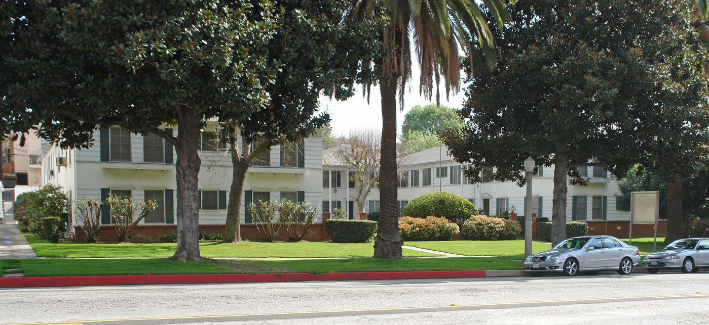 628-636 Orange Grove Ave in South Pasadena, CA - Building Photo