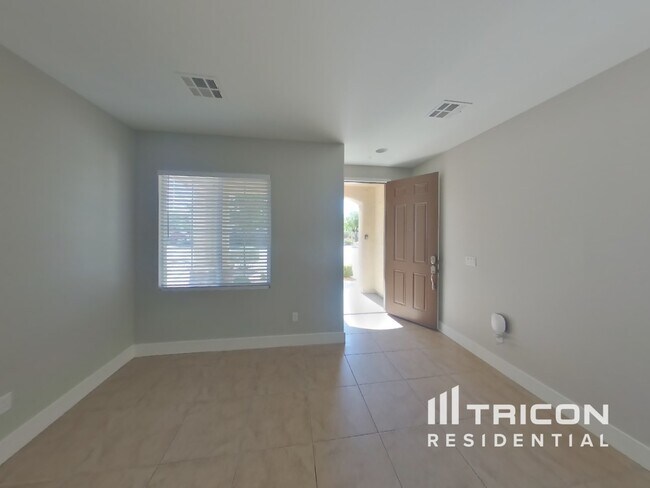 4134 Blue Manor Ln in North Las Vegas, NV - Building Photo - Building Photo