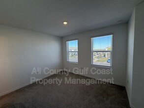 6107 Whetstone Ct in Palmetto, FL - Building Photo - Building Photo