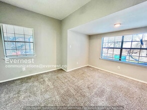 415 W Light St in Waxahachie, TX - Building Photo - Building Photo