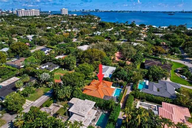 1160 NE 98th St in Miami Shores, FL - Building Photo - Building Photo