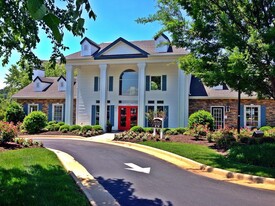 The Landing Fayetteville Apartments