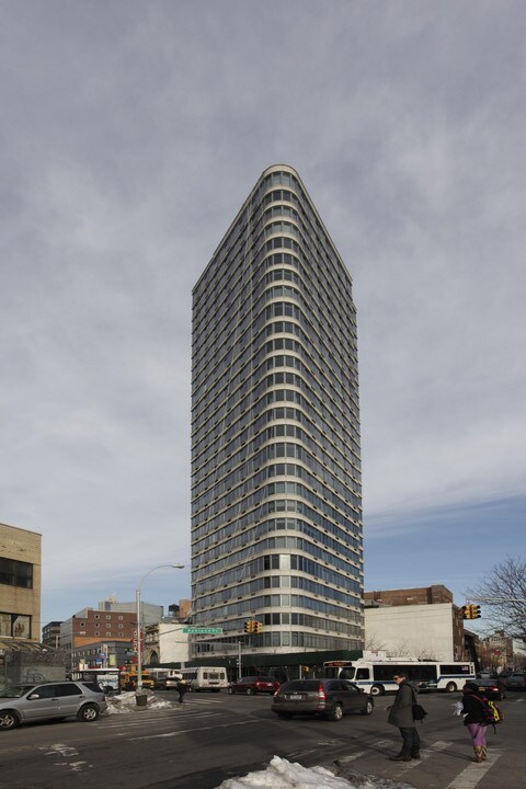 Forte in Brooklyn, NY - Foto de edificio