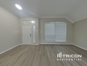 5619 Indian Hill Dr in Arlington, TX - Building Photo - Building Photo