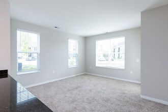 Hamilton Woods in Westerville, OH - Building Photo - Building Photo