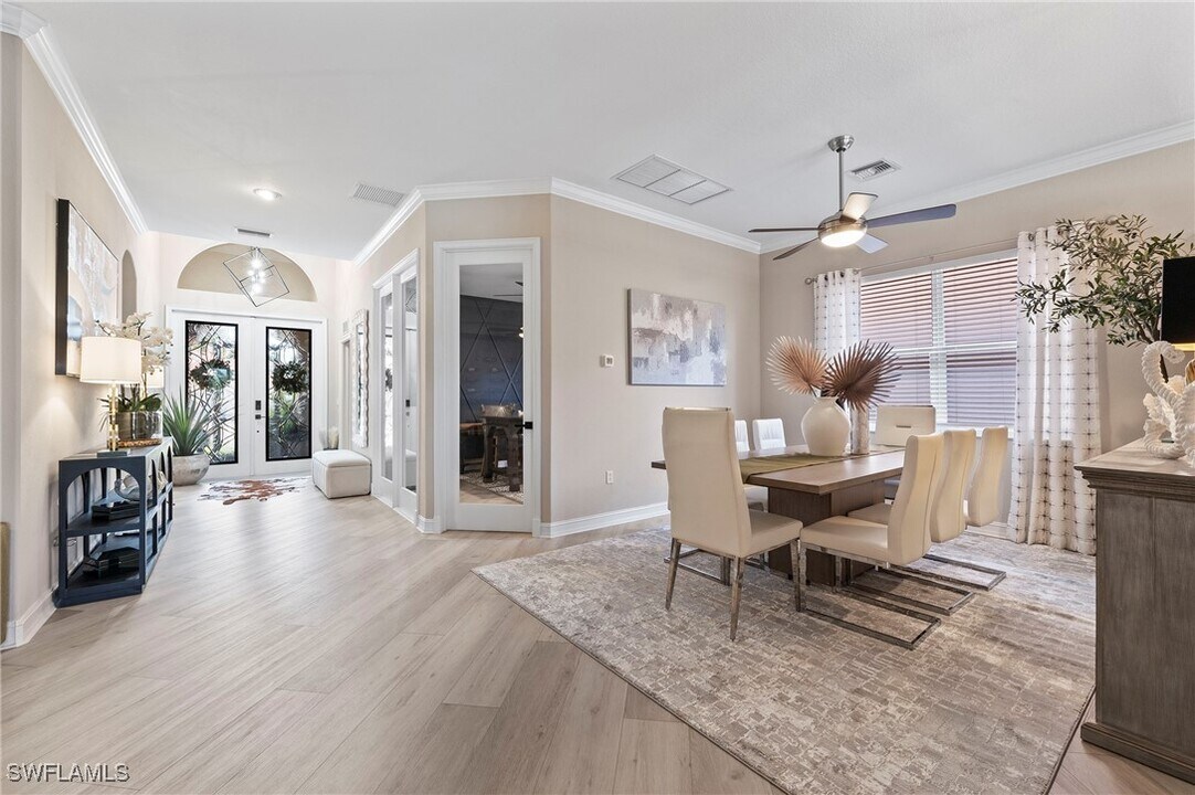 14321 Manchester Dr in Naples, FL - Building Photo