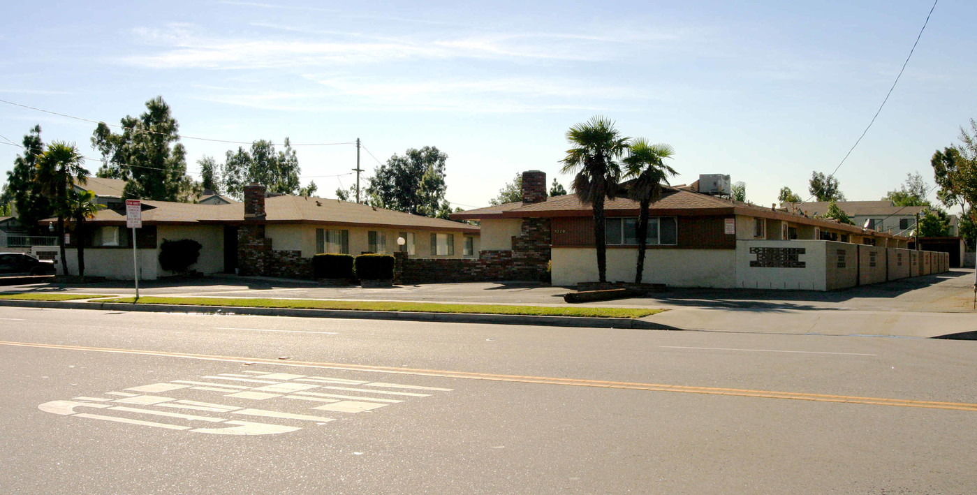 9770 Alder Ave in Bloomington, CA - Building Photo