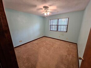 324 Teal Ln, Unit C in Tallahassee, FL - Building Photo - Building Photo