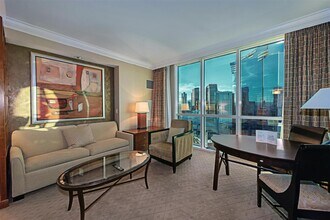 125 E Harmon Ave, Unit #22809 in Las Vegas, NV - Building Photo - Building Photo