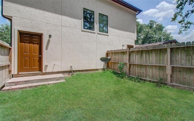 1718 Roxella St in Houston, TX - Building Photo - Building Photo
