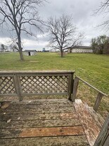 817 W Old Rte 66 in Strafford, MO - Building Photo