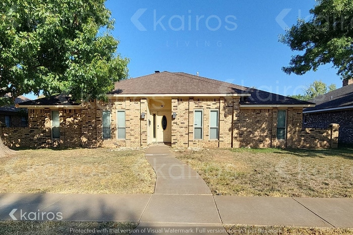 6411 Euston Dr in Amarillo, TX - Building Photo