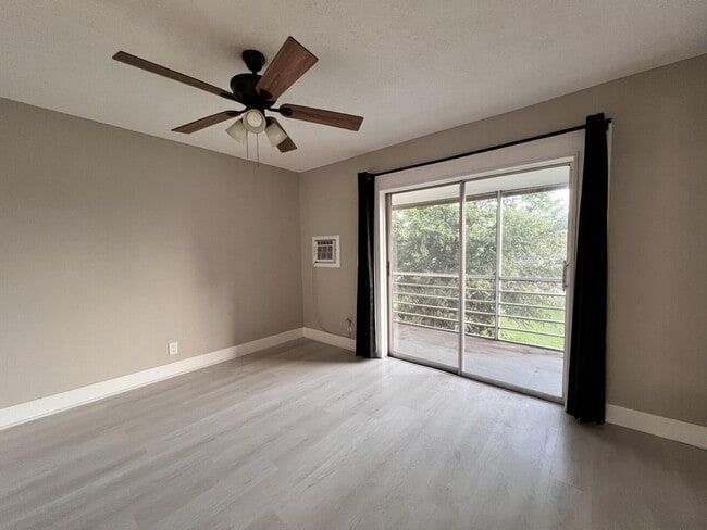 property at 55 Kingswood E
