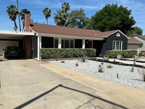 219 Buena Vista in Modesto, CA - Building Photo - Building Photo